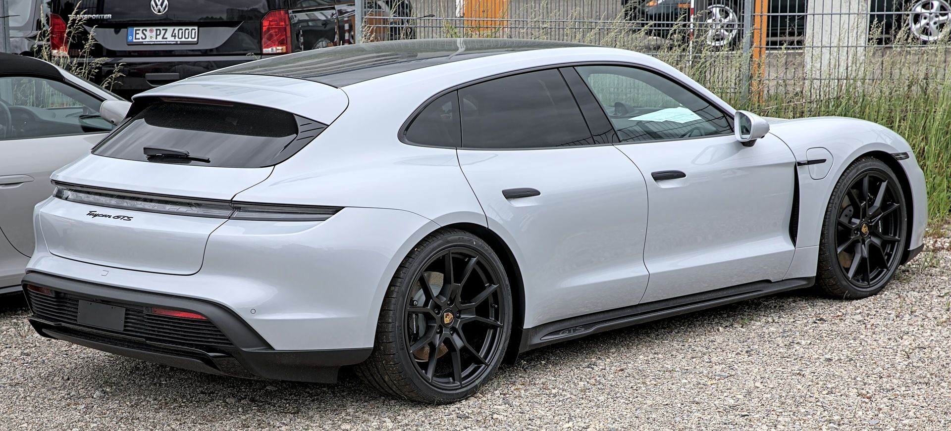 Porsche Taycan Sport Turismo in Ice Grey